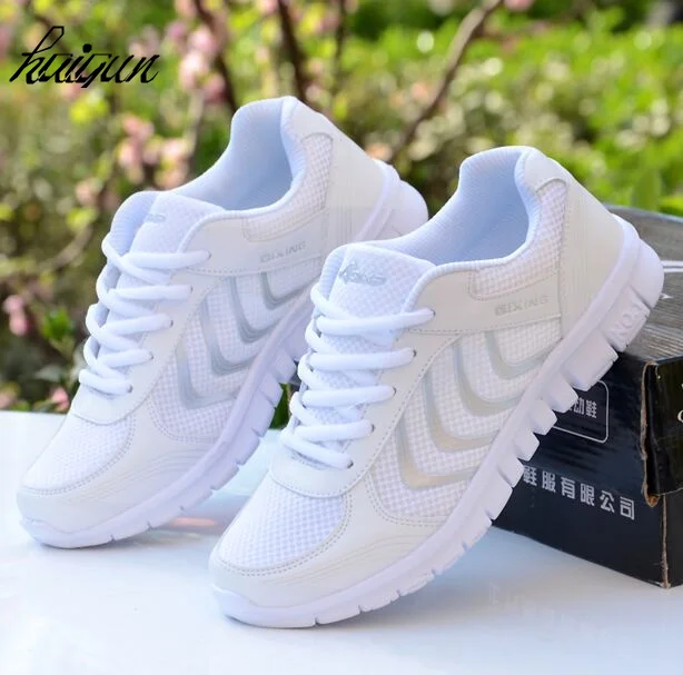 

2017 New Summer Ladies Shoes Woman Breathable Flat Mesh Shoes Fashion Comfortable Women Casual Shoes couples