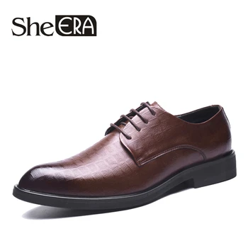 

Luxury Italian Designer Men Brogue Dress Shoes Formal Business Oxfords Shoes for Men Party British Brand Men Leather Flats Drop