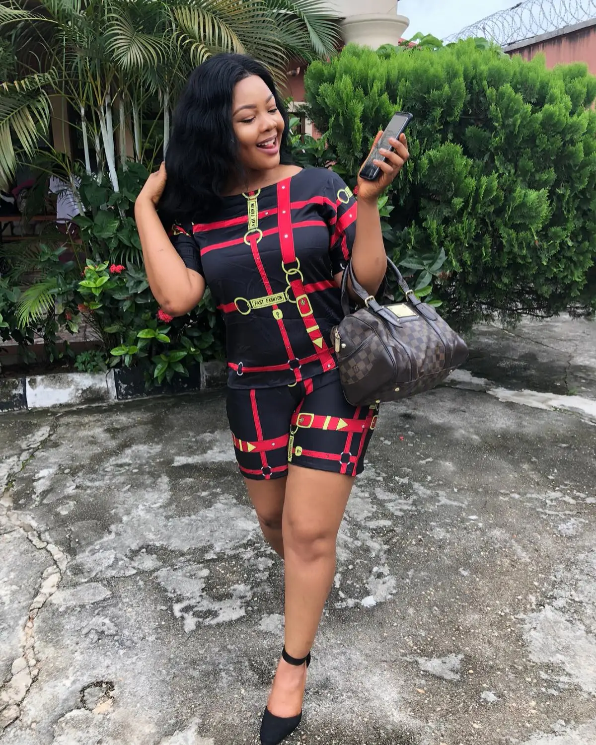 كبيرة الشفاه المطبوعة اثنين من قطعة وتتسابق الصيف الشارع الشهير امرأة س الرقبة تيشرت بلوفر بأكمام قصيرة و الركبة طول السراويل U7022