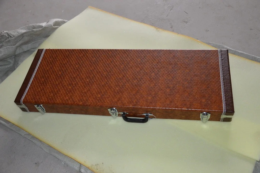 

Unusual Shape Rectangle Electric Guitar Hardcase, Shape Like Guitar, Color Can Be Customized