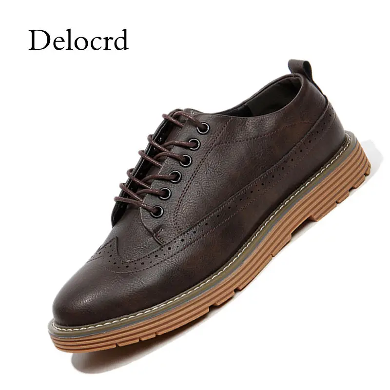 

Newest 2018 Autumn Casual Urban Men Soft Leather Shoes Thick Sole No-Slip Carving Retro Men Brogues Oxford Shoes Delocrd