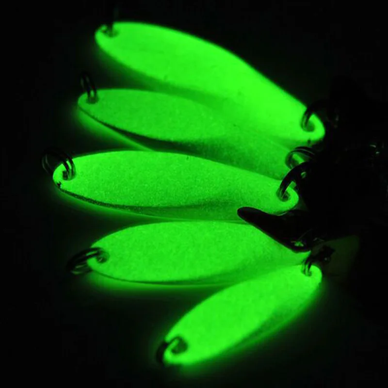 

Glow in the Dark Artificial Bait Luminous Fishing Lures Metal Lure Treble Hook Baits jig wobbler lure fishing tacklej