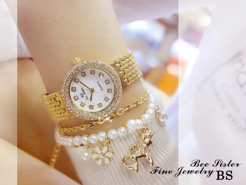clock women 7