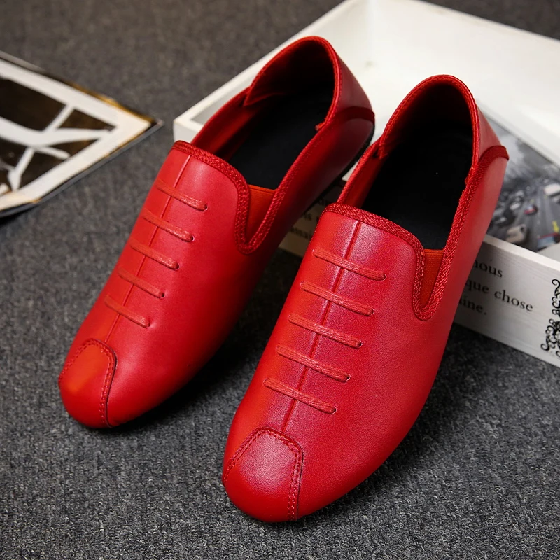 

2019 Hot Men Loafers Low Price Drive Shoes For Men Lazy Shoes Mens Light Weight Flats Sneakers Red PU Leather Casual Man Shoes