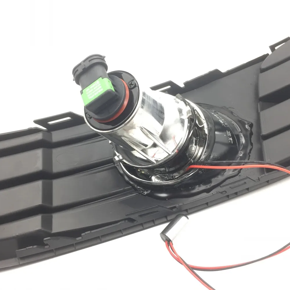 fabia-2015-fog-lights (1)