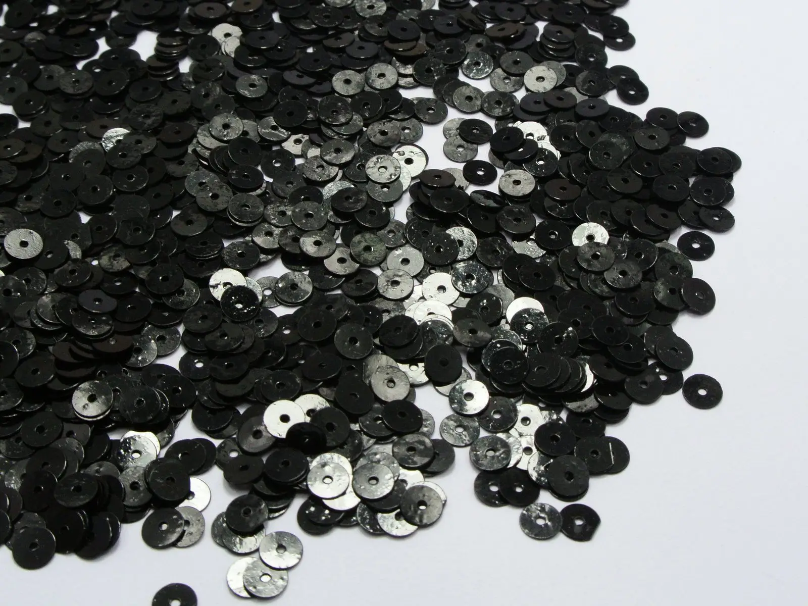 40000 Black 5mm Flat Round loose sequins Paillettes sewing Wedding