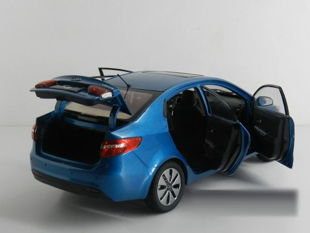 KIA K2 RIO Blue 14