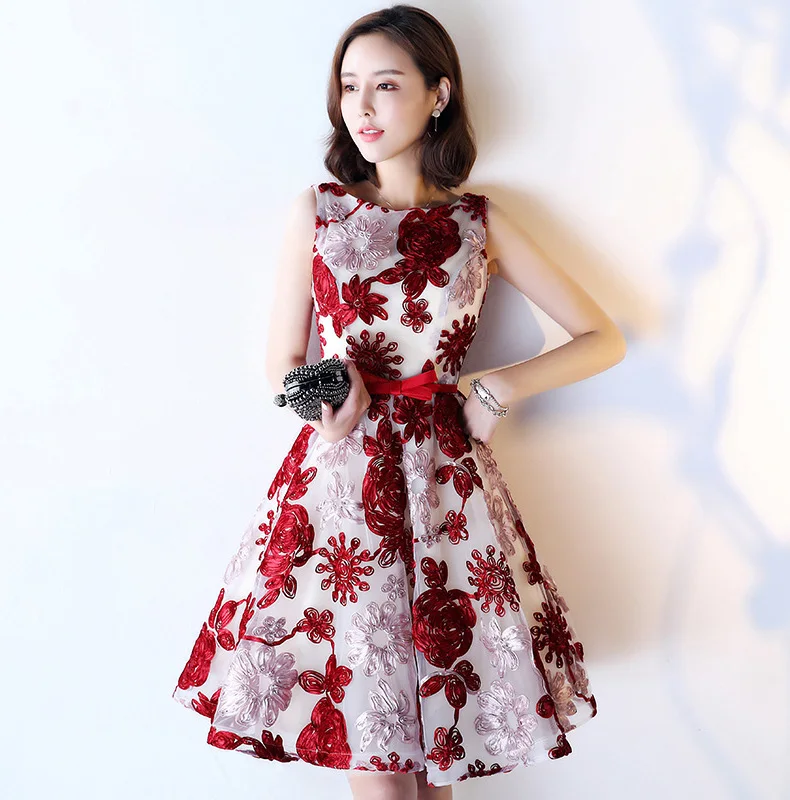 DEERVEADO YM307 Embroidery Short Prom Dresses Sexy Open Back Lace Up Party Dresses Prom Gown Vestido De Festa Curto