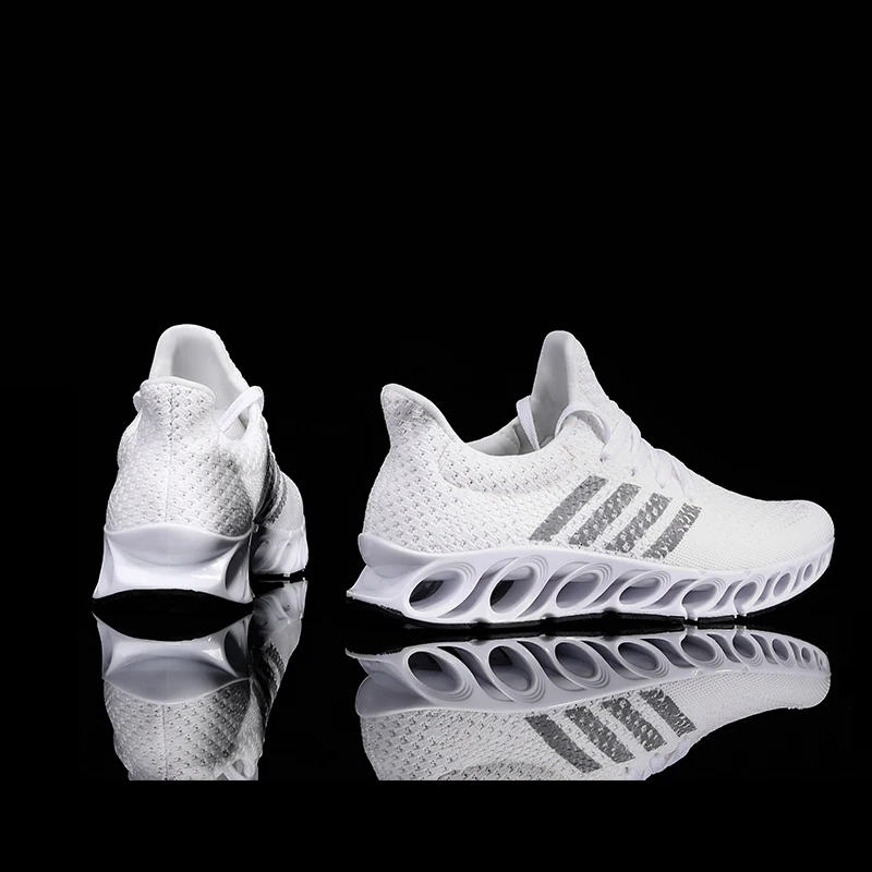 

Breathable Running Shoes New Sports Shoes Comfortable Blade Shoes Walking Jogging Casual Men's Shoes