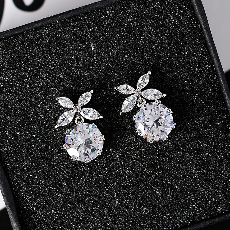 

2018 Korean Luxury Zircon Crystal Flower Butterfly S925 Sterling Silver Stud Earrings for Women Wedding Bridal Jewelry Wholesale