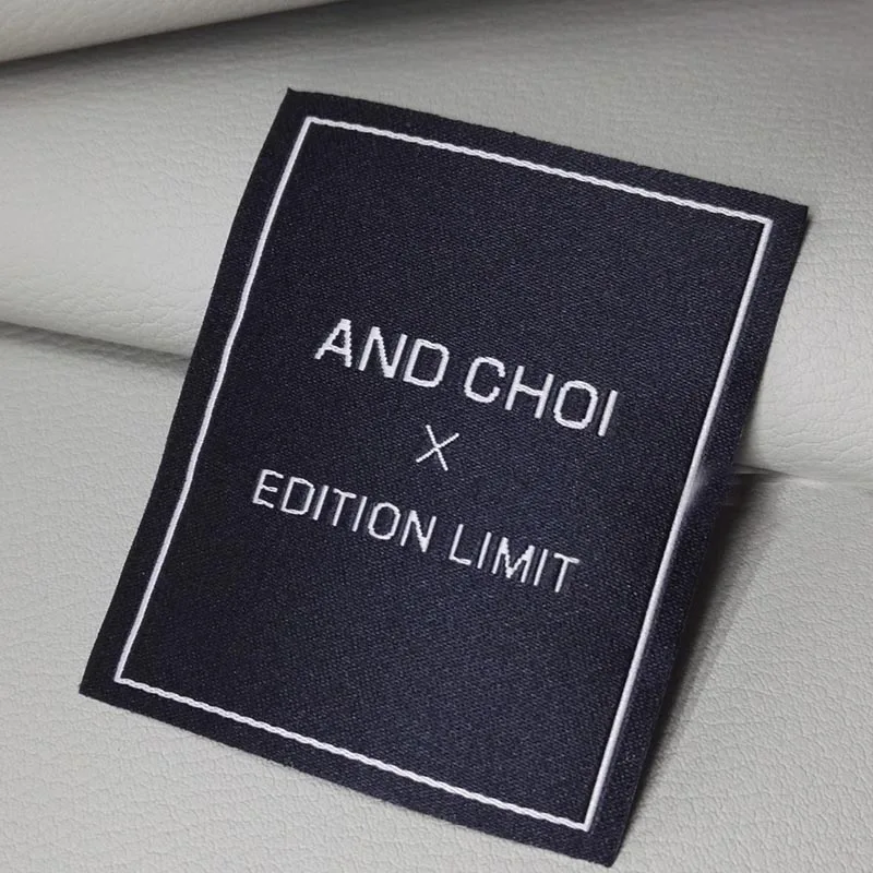 WOVEN LABEL 1