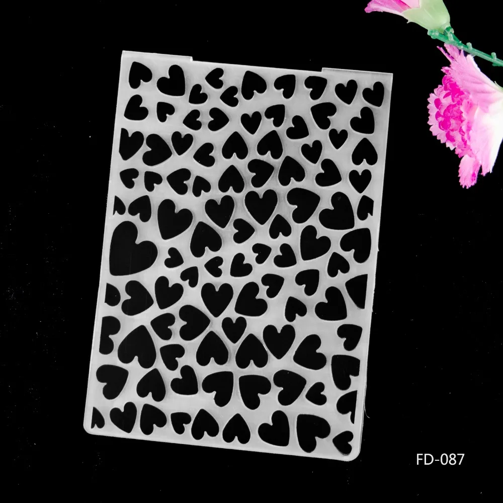 

2017 New Arrival Scrapbook Heart Design DIY Paper Cutting Dies Scrapbooking Plastic Embossing Folder fd087