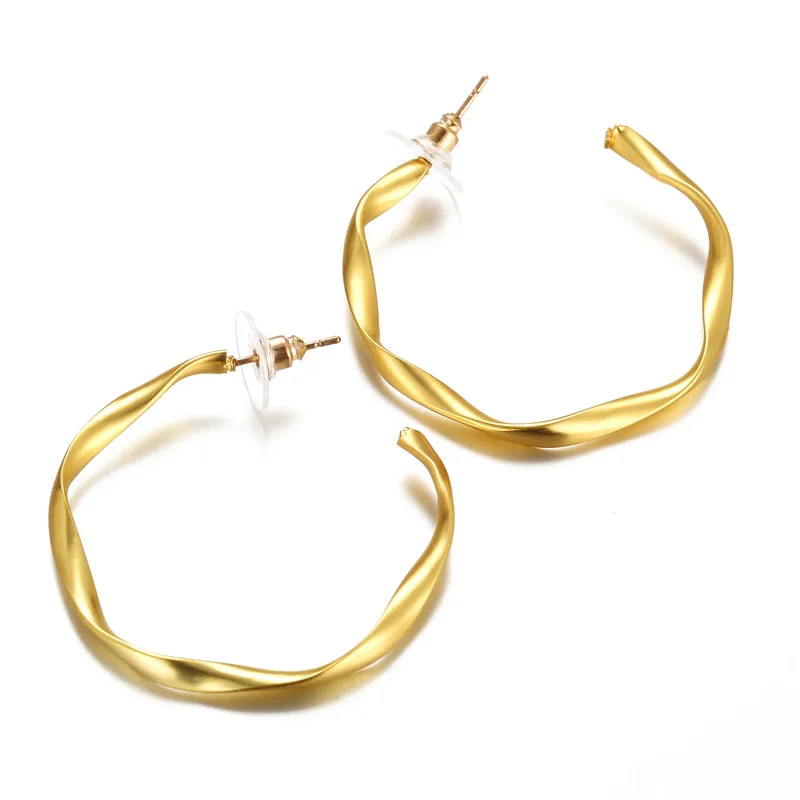 

2019 New Fashion Simple Earrings Rock Exaggerated Large Circle Popular Personality Ladies Creative Metal Earrings