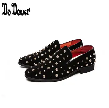

2019 Hot Sale Men's Comfortable Loafers Rhinestone Rivet Pointed Men Formal Shoes Men's Wedding Party Flat Shoes Plus Size 38-47