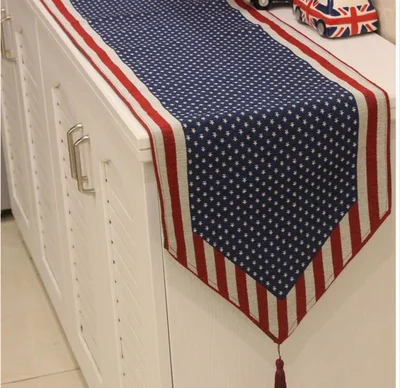 

33x180cm Gorgeous beautiful embossed fabric fashion European style table flag luxury classic table flag decoration mat