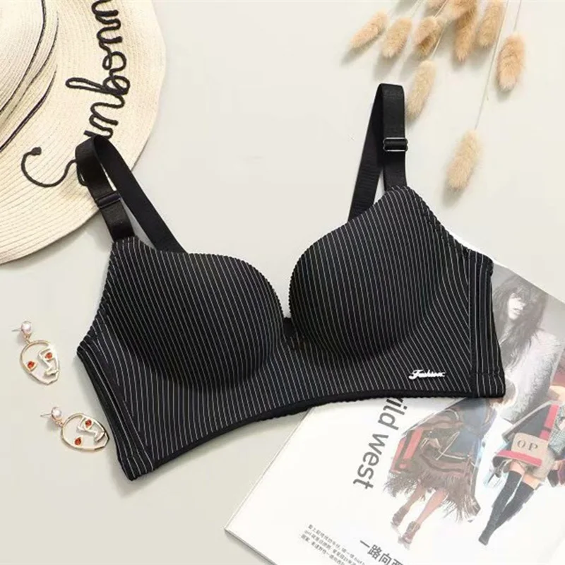 2022 High-end Brand Romantic Temptation Bra Set Women Striped Underwear Set Hot Sale Push Up Seamless Lingerie Female Sets 90C sexy bra set Bra & Brief Sets