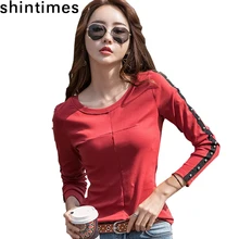 Осенняя корейская модная футболка с заклепками женская мягкая тонкая Лоскутная Женская футболка с длинным рукавом топы с круглым вырезом Повседневная футболка Femme