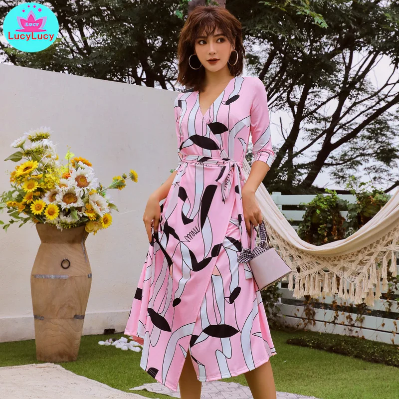 

2019 summer Korean version of the wrap dress new print one-piece beach holiday wind waist dress V-Neck Knee-Length