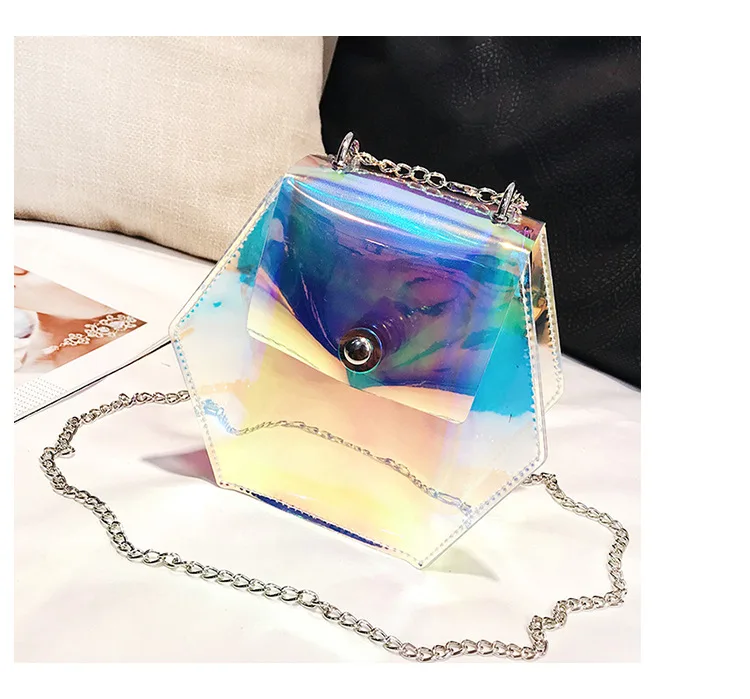 8935181929_1809387386