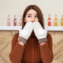 Очаровательные Варежки женские милые меховые наручные перчатки Pom Теплые Перчатки женские утолщенные вязаные шерстяные зимние перчатки Guantes