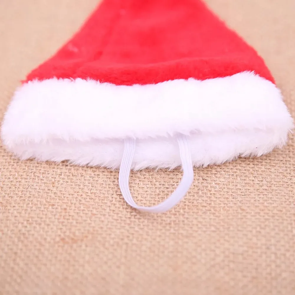 Популярные зимние красные рождественские шапки Санта Клауса, теплая шапка для щенка с шариками, плюшевые тканевые головные уборы для щенков, рождественские принадлежности