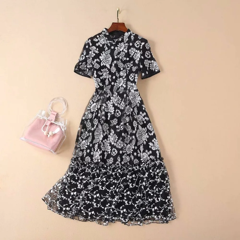 

Runway Designer 2019 Spring Summer Dress Women's High Quality Party Lace Mesh Flora Embroidery Black O neck Dress