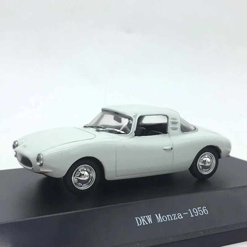 

1/43 9cm Classic Soviet Sports Car Die Cast Alloy Model Car Toys For Children Collection