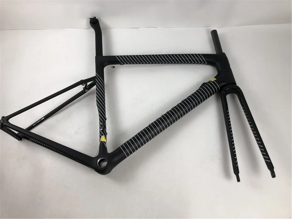 

Hot sale bottom bracket BB30/BB68 carbon road frame internal cable Di2 electronic shifting carbon fiber road bike frame