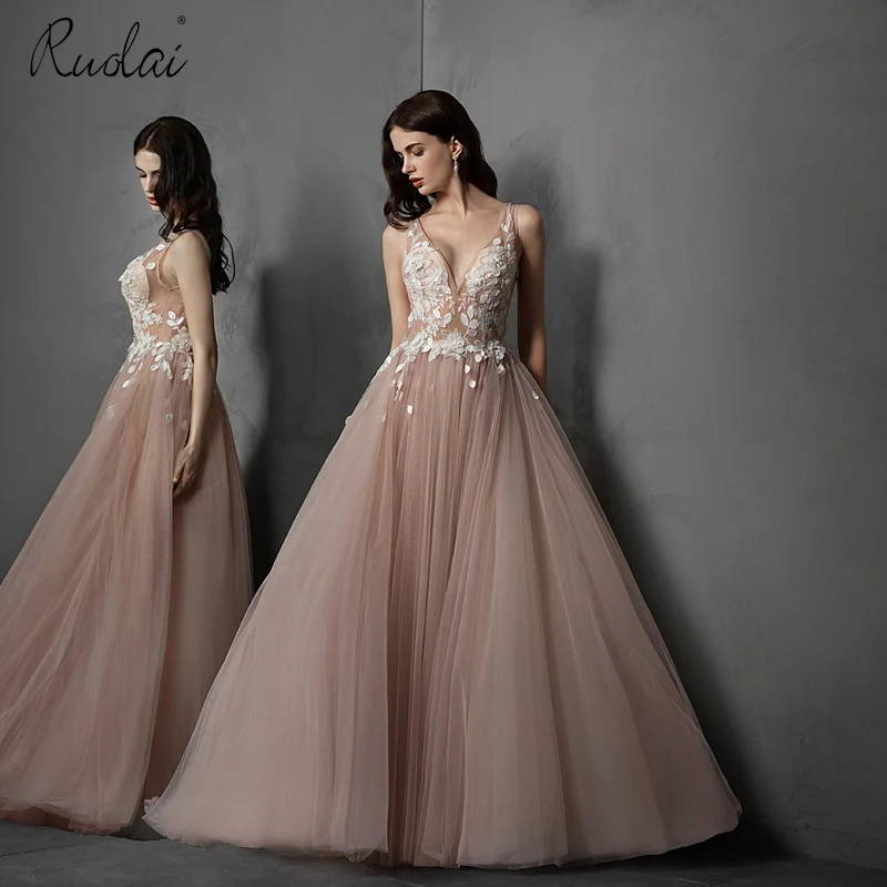 

2019 New Arrival Prom Dress V-Neck A-Line Appliques Flower Formal Evening Dress Elegante Long Gown Party Dresses