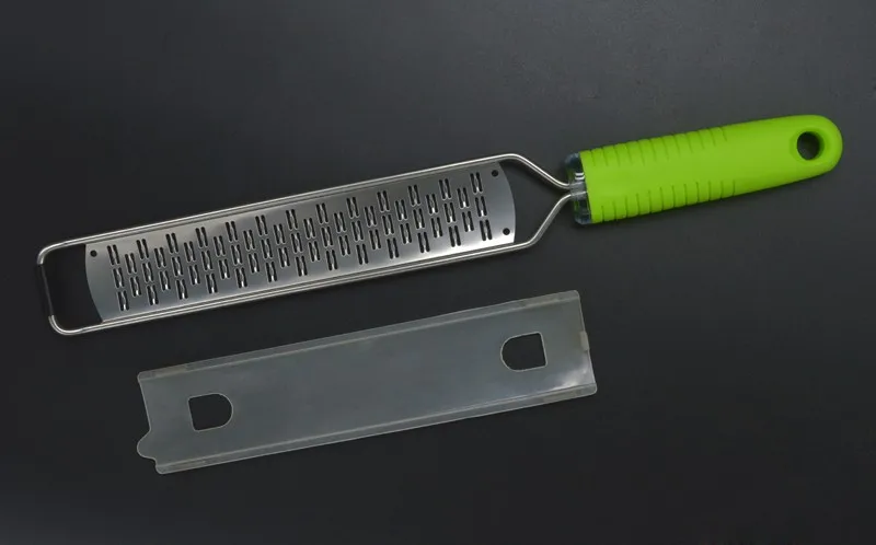 Овощерезка длинная Терка с зеленой ручкой и пластиковой крышкой, терка для овощей