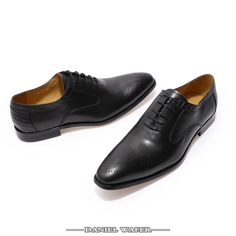 Роскошные Мужские модельные туфли из натуральной кожи; высококачественные итальянские дизайнерские черные туфли ручной работы; мужские свадебные туфли с острым носком