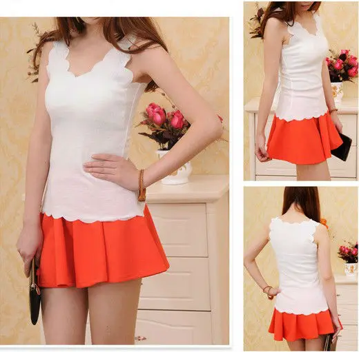 

Selling at a loss 2019 new fashion women Thread Cotton Wavy lace Slim V-neck sleeveless Base T-Shirts vest tank tops free size