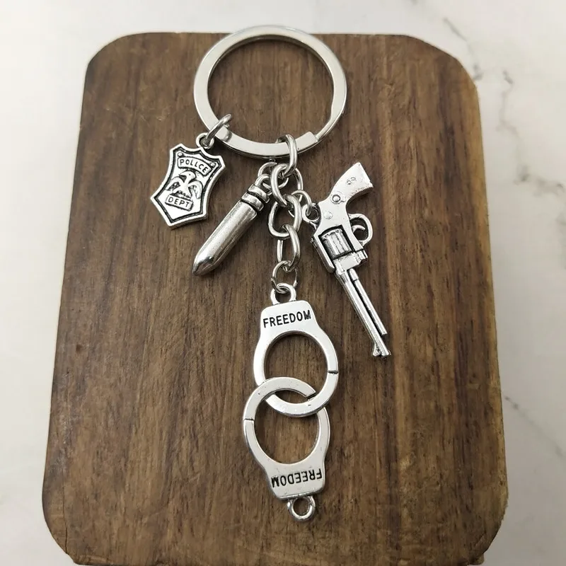 2020 новый лучший брелок лучшего другу кулон пистолет наручники DIY пули мужские