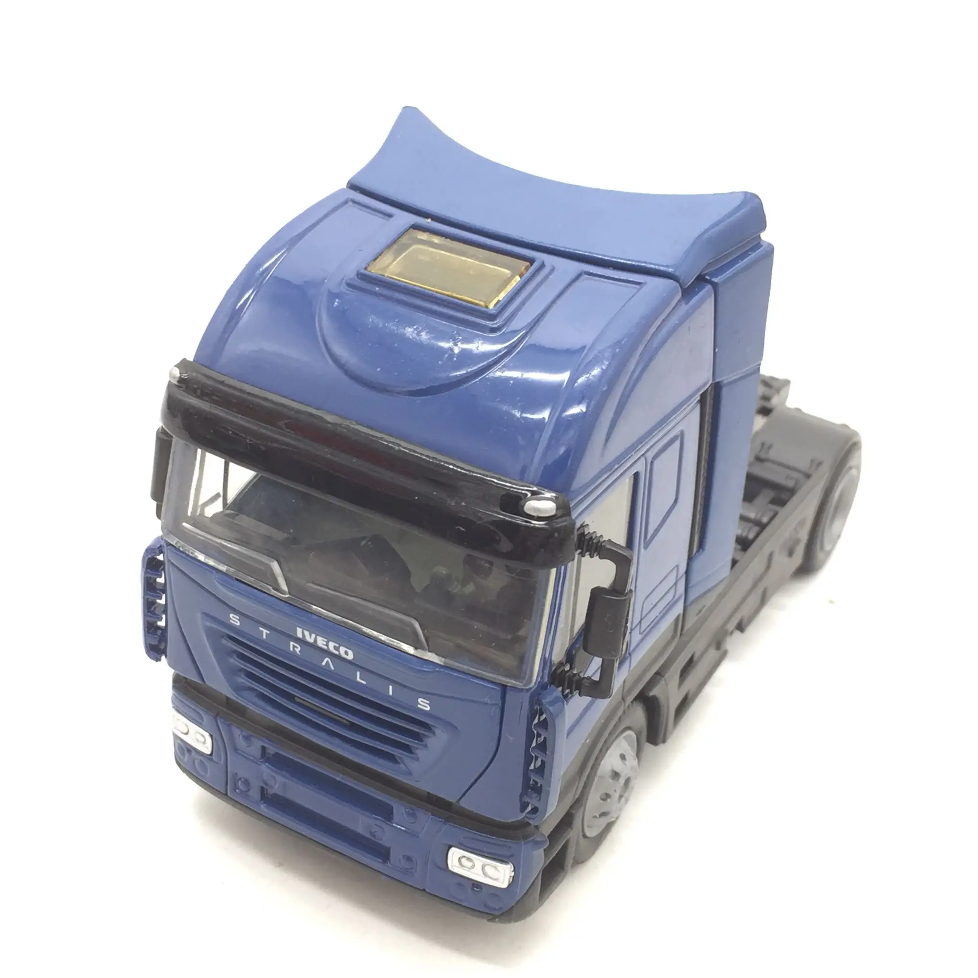  1:43 sacle alloy iveco Transport vehicleshigh simulation iveco Heavy Duty TrailerCollecting alloy c