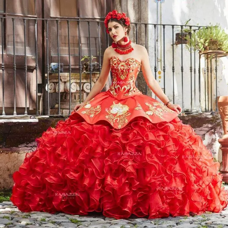 

New Arrival Quinceanera Dresses Ball Gown Sheer Jewel Neck Sweep Train Prom Dresses With Lace Applique Backless Sweet 16 Gowns