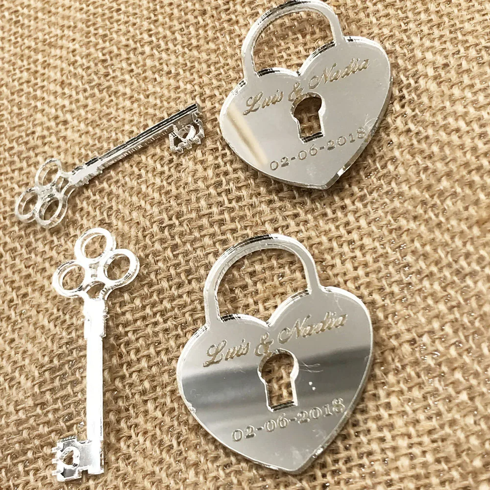 50 pcs Personalized custom Engraved wedding name and date Mirror Silver Gold wooden Key lock Wedding Gift Tags3