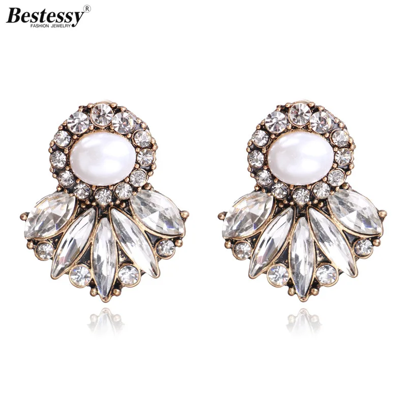 

Bestessy Simulated Pearl Stud Earrings Temperament Korean Personality Influx Of People Cold Wind Earrings Network 2019 Brincos