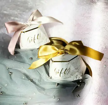 

50pcs New Marble Style Wedding Favors Candy Box Bomboniera Party Supplies Chocolate Box Gift Box With Gold / Silver Ribbon