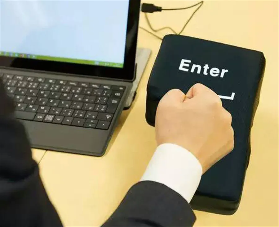 Supersized-USB-Enter-Key-Unbreakable-Big-Enter-Key-Desktop-Nap-Pillow-Stress-Relief-Foam-Office-Nap