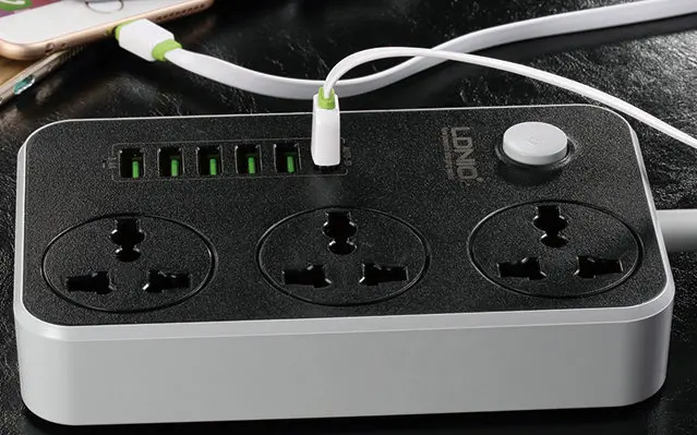 Wholesale UK US EU AC universal Socket extension panel 6USB adapter Outlet Surge Protector power Strip for phone camera battery|surge protector