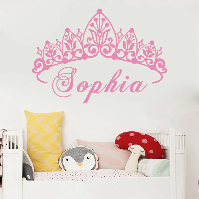 T07033 Экологичная Наклейка на стену с изображением короны для маленькой девочки, настенная наклейка с именем на заказ для детской комнаты, украшения для спальни