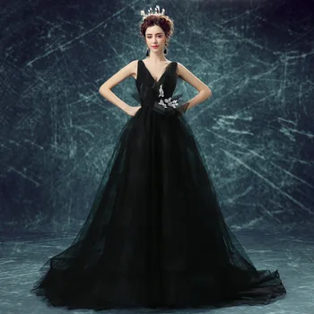 

2019 New Young Mom Sexy Slim V-neck Sleeveless Princess Long Banquet Wedding Dress