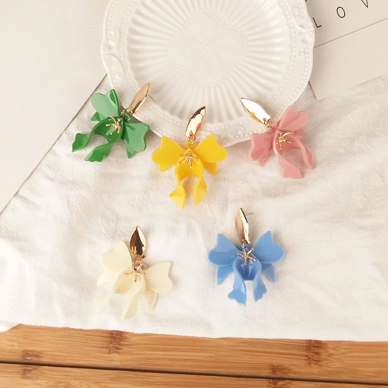 GuanLong Trendy New Fashion Drop Flower Resin Earrings for Women Big Long Metal Dangling Acrylic Earring Elegant Gifts Jewelry (1)