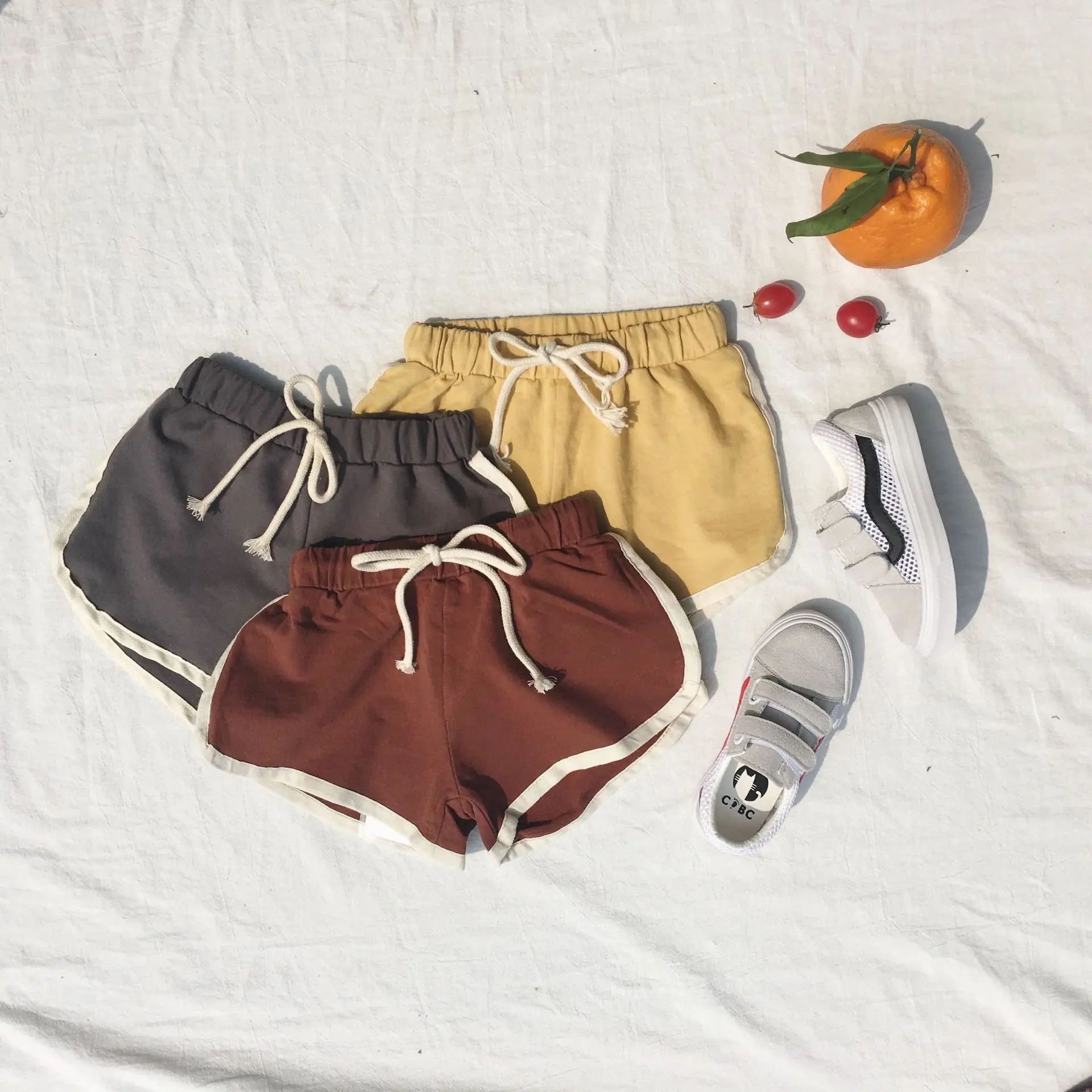 En Ligne Enfants vêtements d été Shorts décontracté és pour garçons et filles enfants coton Sport Shorts garçons survêtements enfant en bas âge pantalons sauvages 2018 nouveau