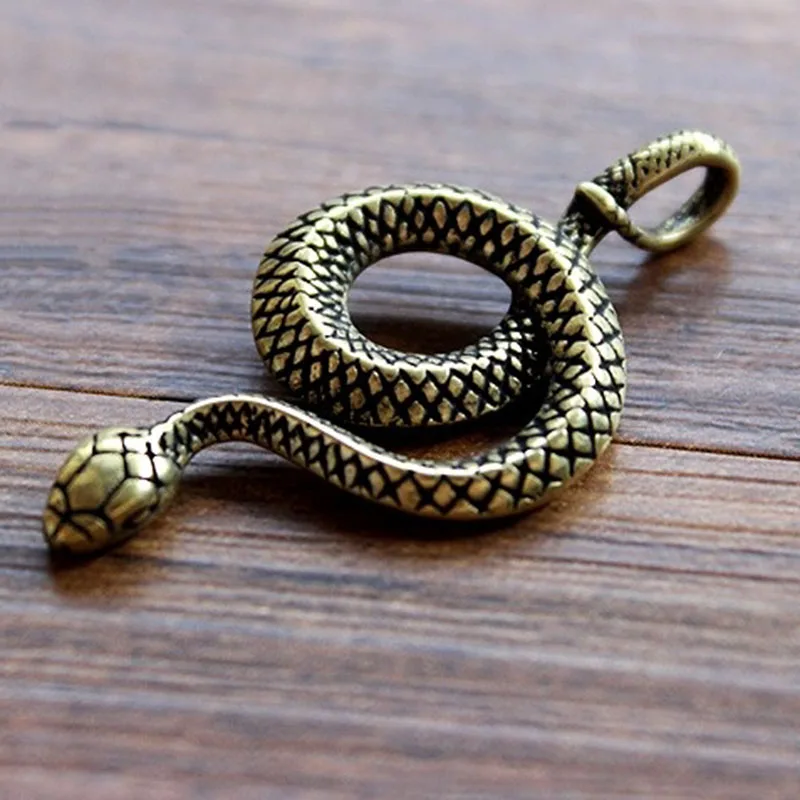 

1PC Mini Gold Snake Shape Mini Lanyard Pendant Keychain Key Chain Ring DIY Decorative Accessories EDC Multipurpose Pendant
