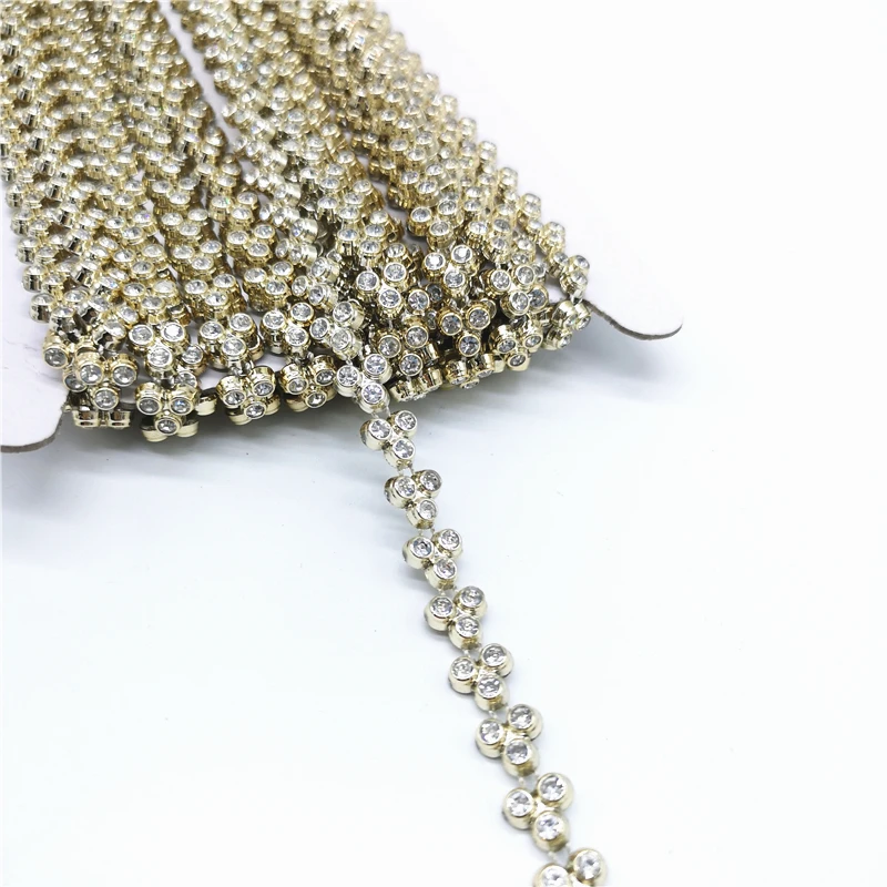 

Low-priced Sale 10 yards Rhinestone Chain Crystal Chain Sew On Trims Wedding Dress Costume Applique # 03
