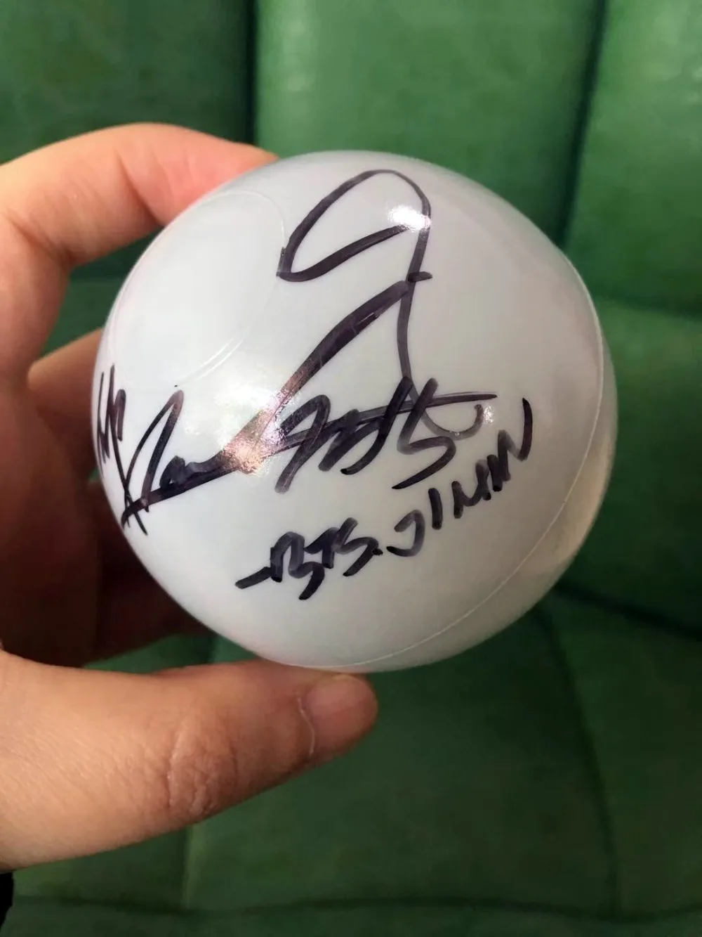 Подписанный Bangtan Boys JIMIN с автографом концертный мяч limited verison K-POP 122018