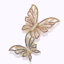 Colgantes de cristal de circonio de lujo con dijes de mariposa doble para hacer joyería Diy collares hechos a mano broche accesorios de joyería(China)