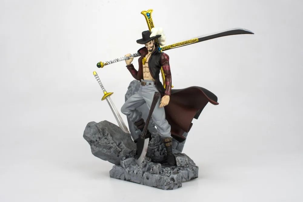 14cm Anime One Piece Dracule Mihawk luffy PVC Action Figure Collection Toy Free Shipping