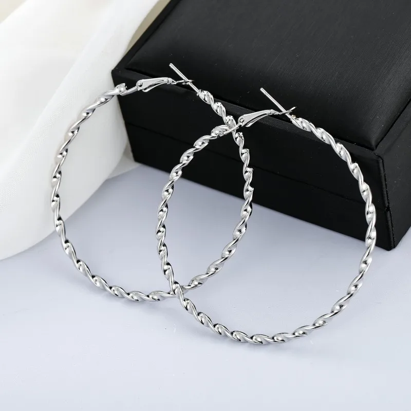 

Punk Big Circle Hoop Earrings Gold/Silver Color Twisted Wave Pattern Hoops For Women Party Creole Boucle D'oreille Bijoux
